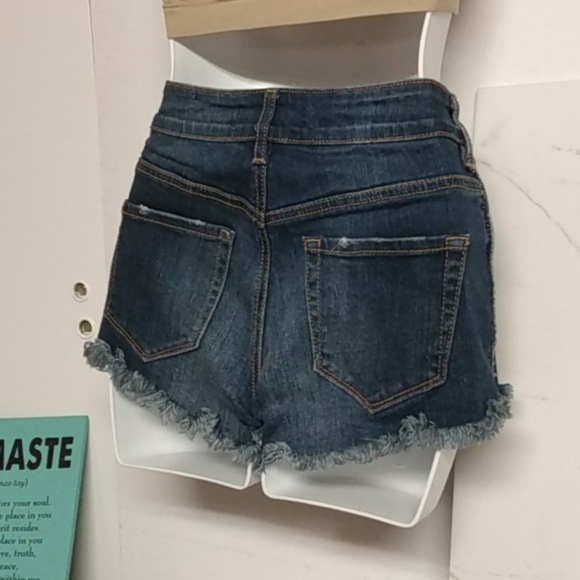 Bullhead Brand High Rise Raw Hem Jean Short Shorts - Picture 9 of 14